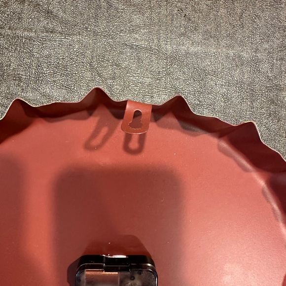 Clock - Picture 4 of 6